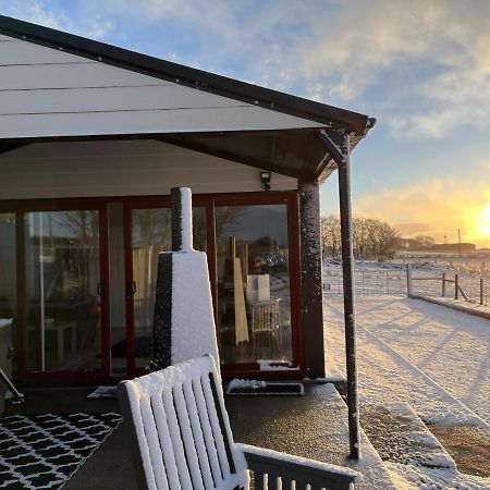 Deerfin Rentals Private Chalet With Hot Tub Ballymena Exterior photo