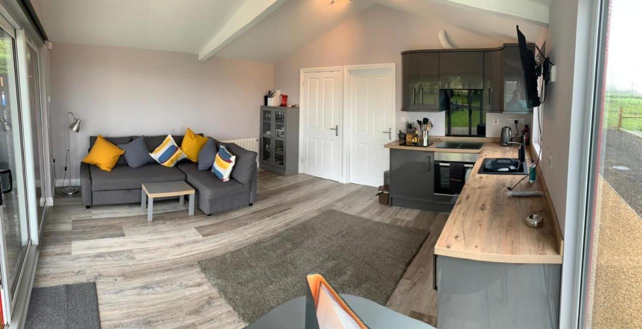 Deerfin Rentals Private Chalet With Hot Tub Ballymena Exterior photo